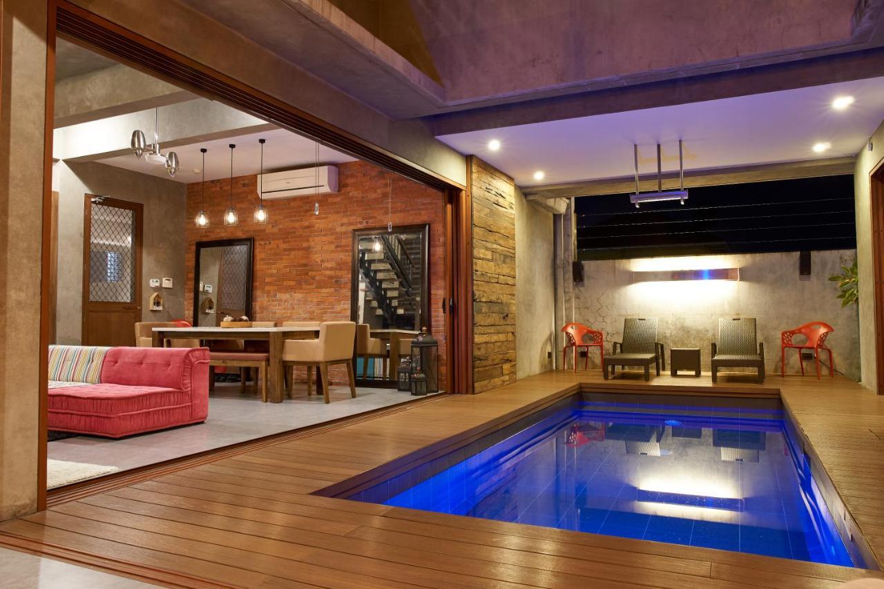 Isla Villa 1 Amazing Waterfall Pool House Near Beach, Bars & Restaurants Lapu-Lapu City Esterno foto